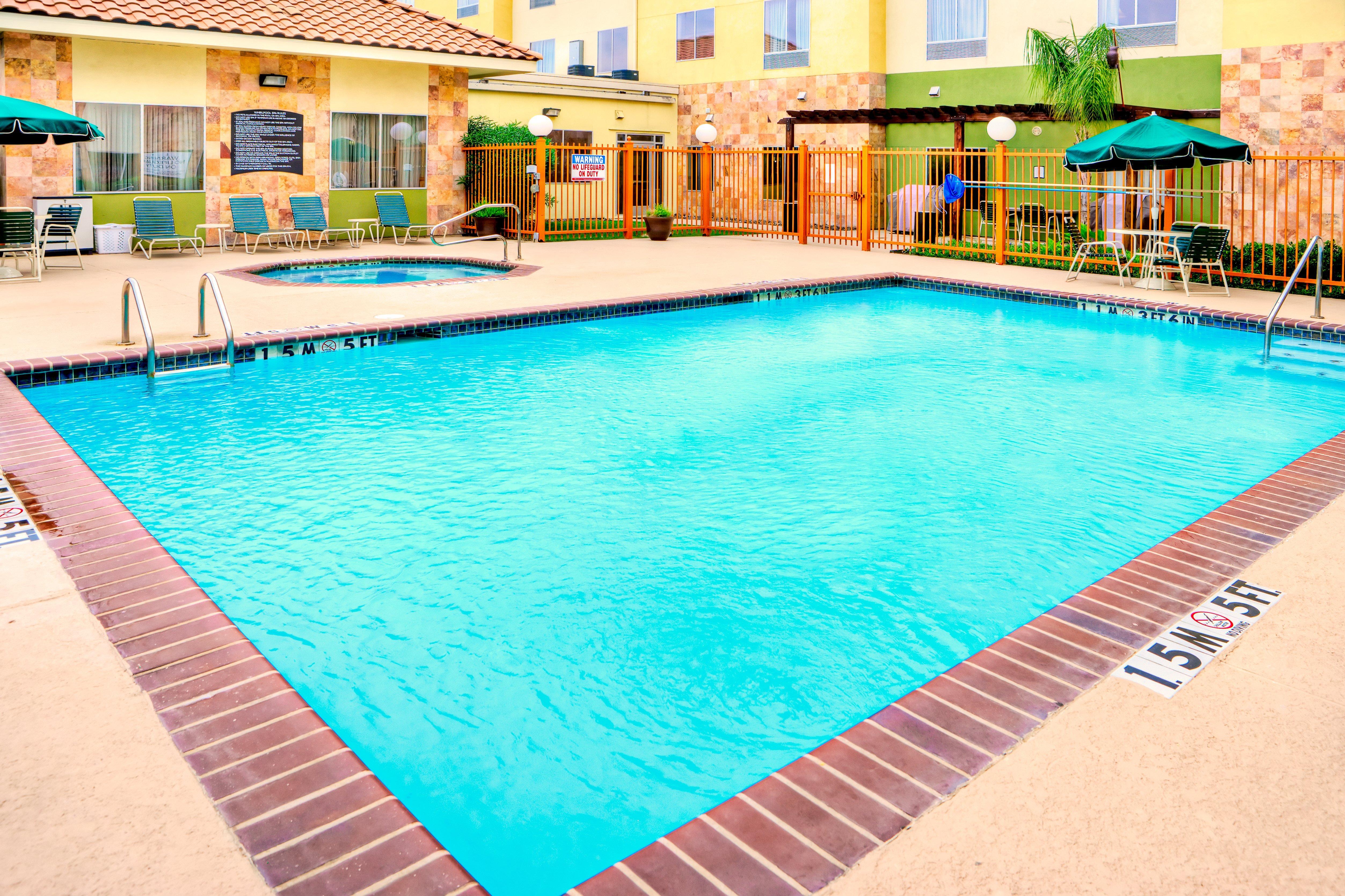 Staybridge Suites Laredo By Ihg Экстерьер фото